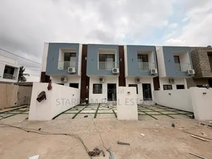 2bdrm Townhouse/Terrace in Ashaley Botwe, Nmai-Dzorn for sale
