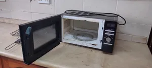 Bruhm 20l Microwave