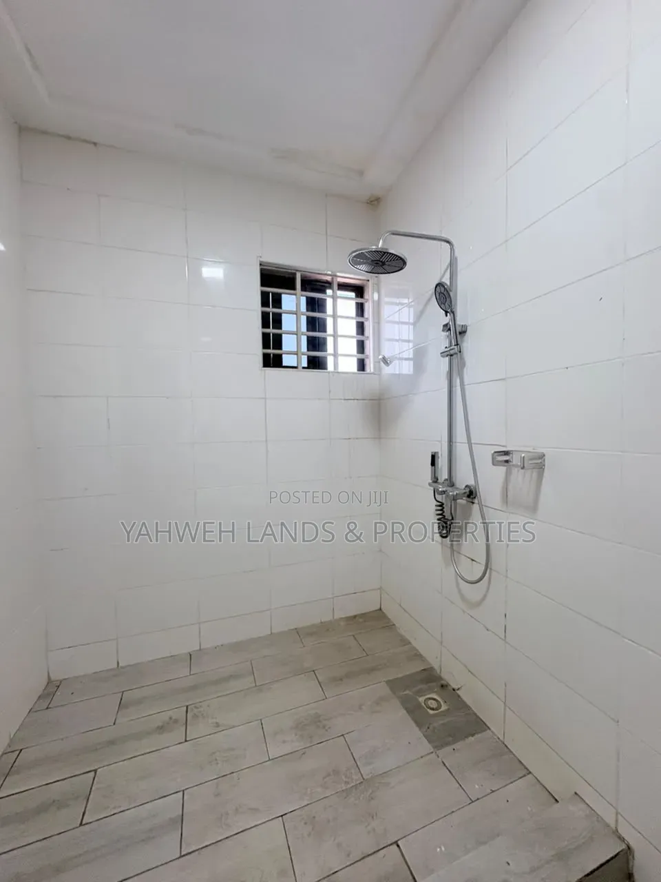 4bdrm Apartment in Dstv, New Site for rent