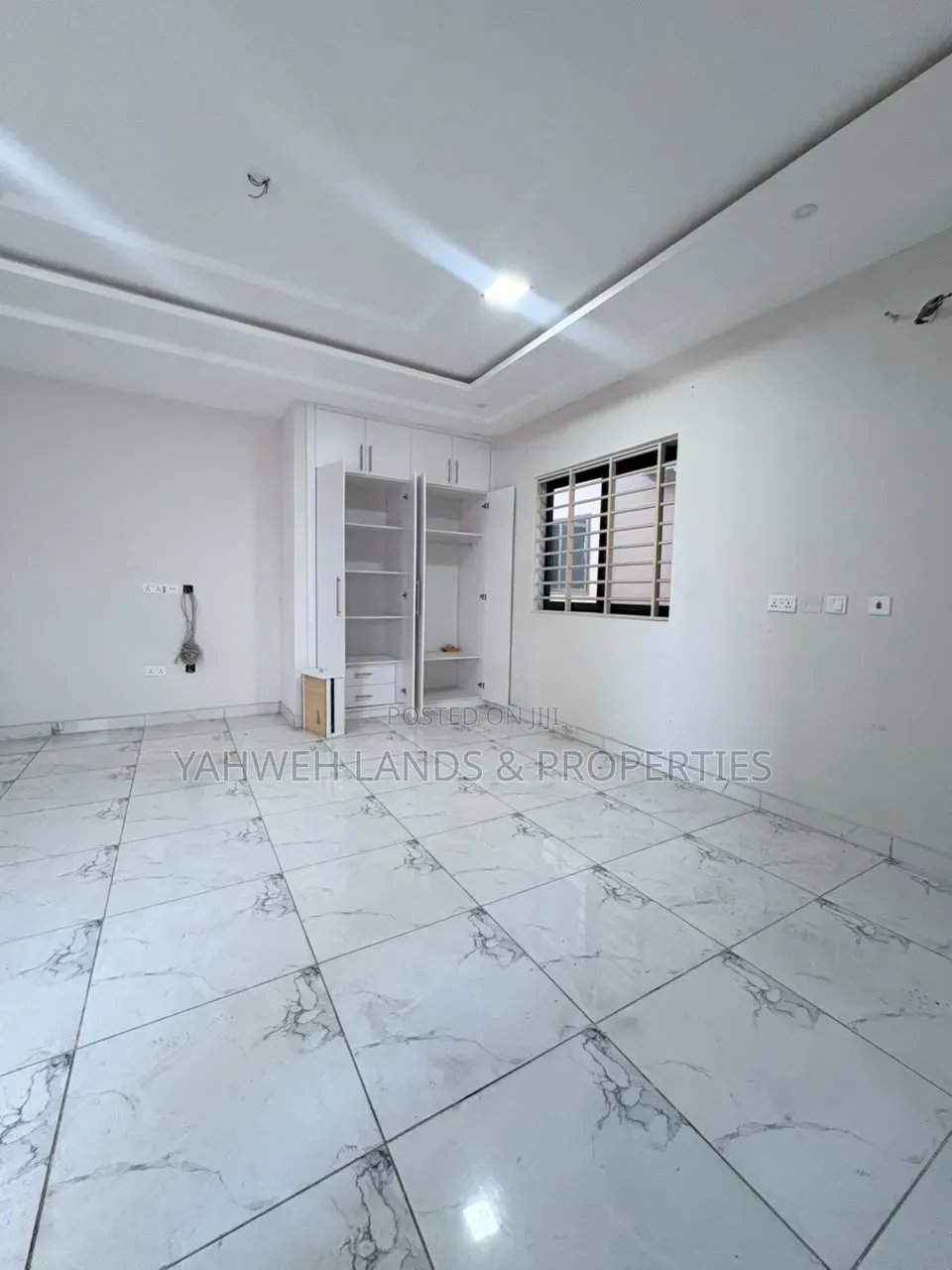 4bdrm Apartment in Dstv, New Site for rent
