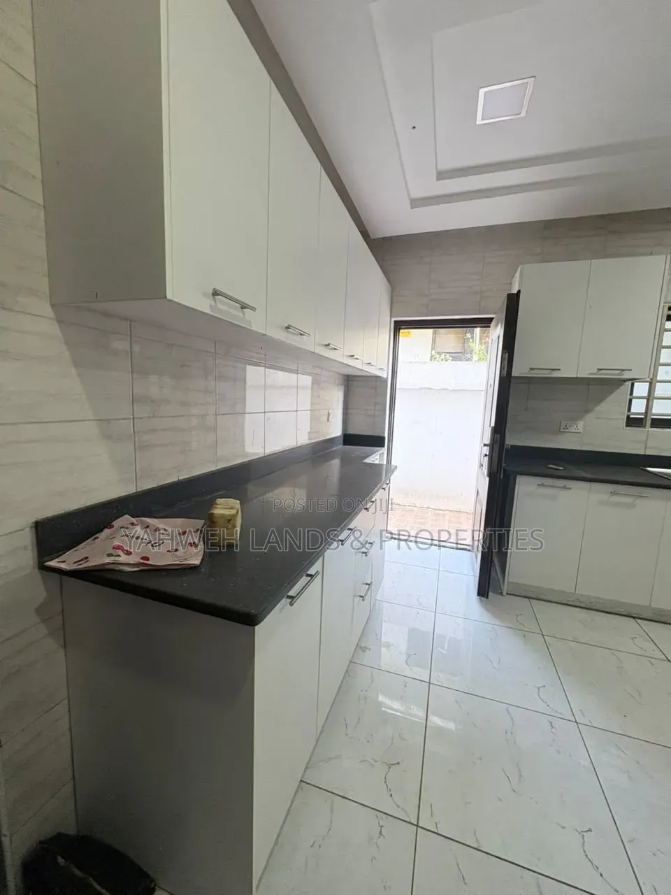 4bdrm Apartment in Dstv, New Site for rent
