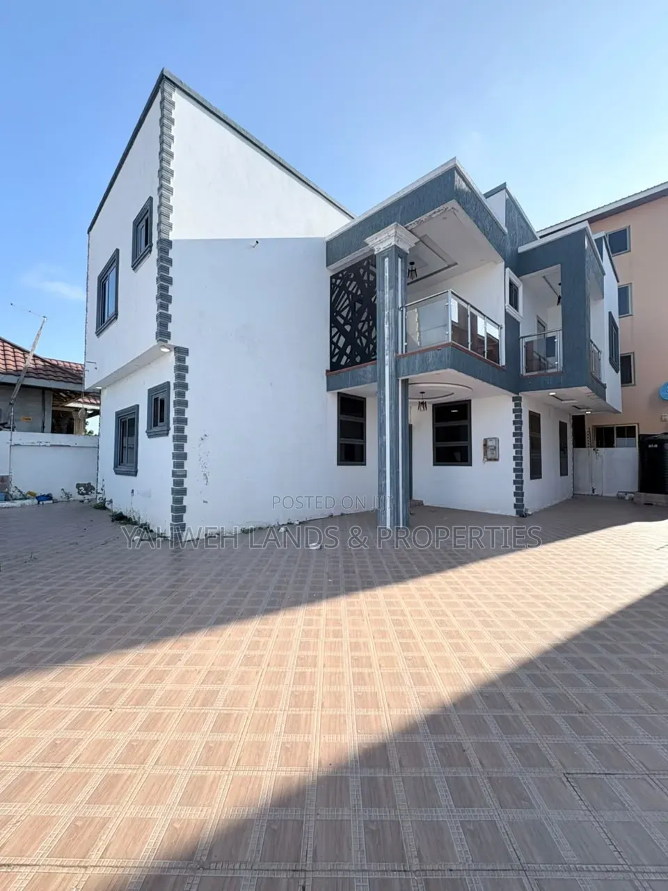 4bdrm Apartment in Dstv, New Site for rent
