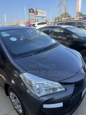 Toyota Vitz 1.0 FWD 3dr 2017 Gray