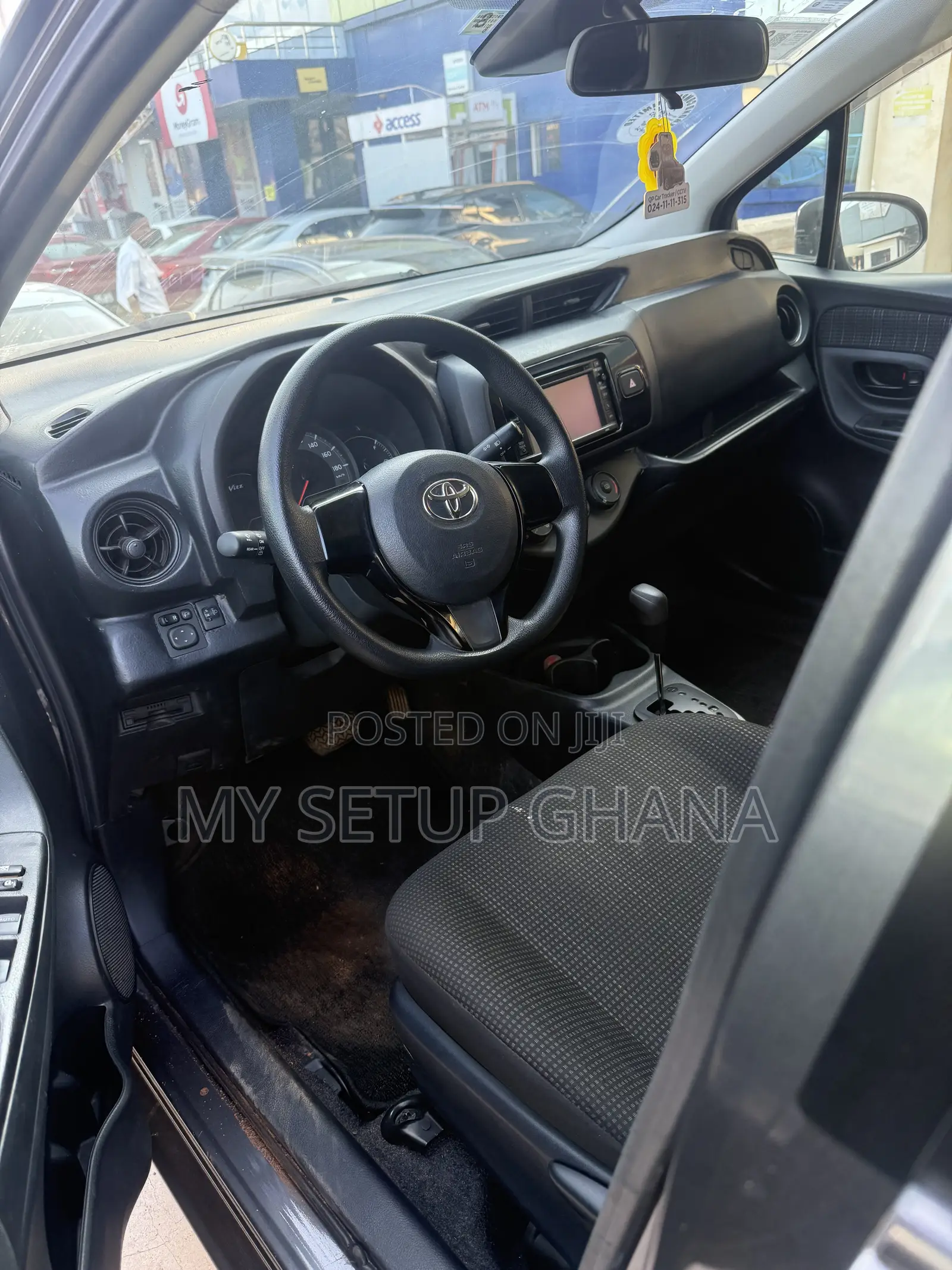 Toyota Vitz 1.0 FWD 3dr 2017 Gray