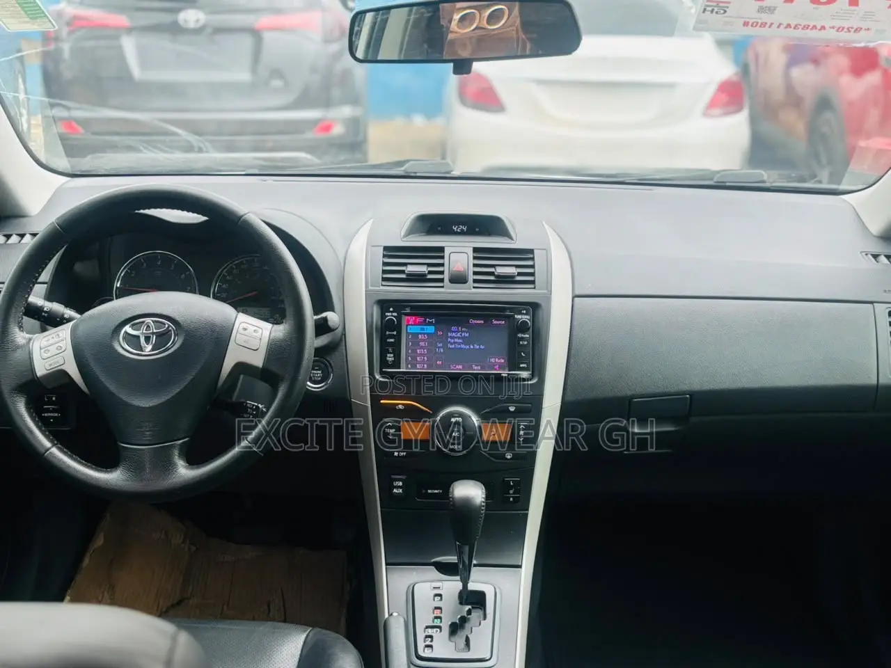 Toyota Corolla S Special Edition 4dr Sedan (1.8L 4cyl 4A) 2013 White