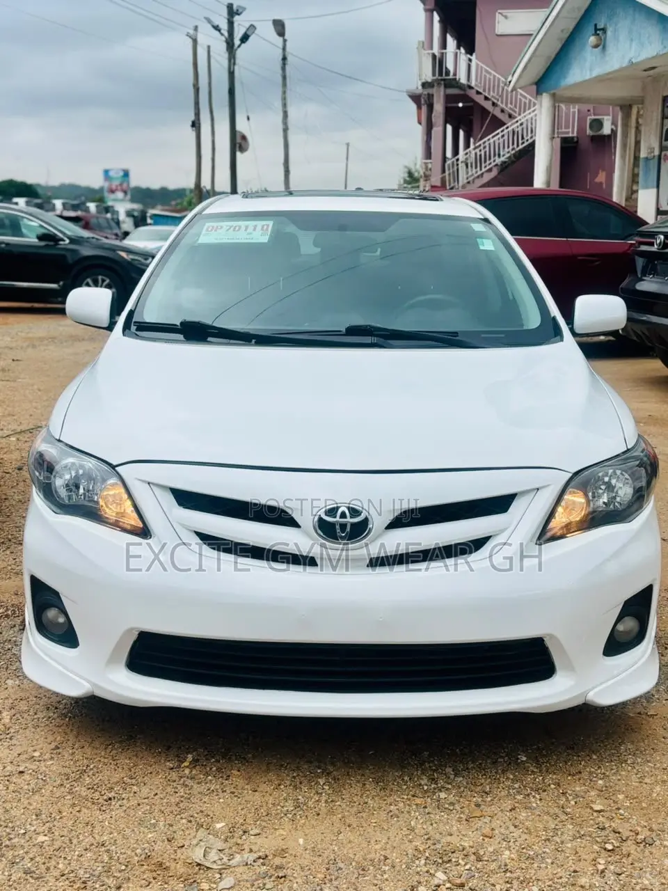 Toyota Corolla S Special Edition 4dr Sedan (1.8L 4cyl 4A) 2013 White
