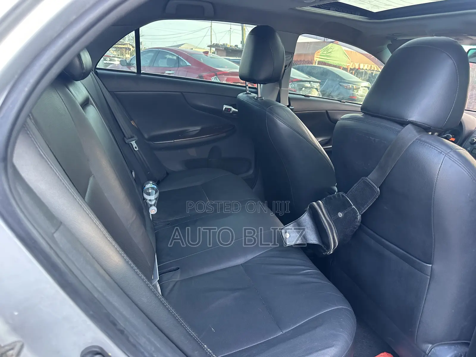 Toyota Corolla 2010 Silver