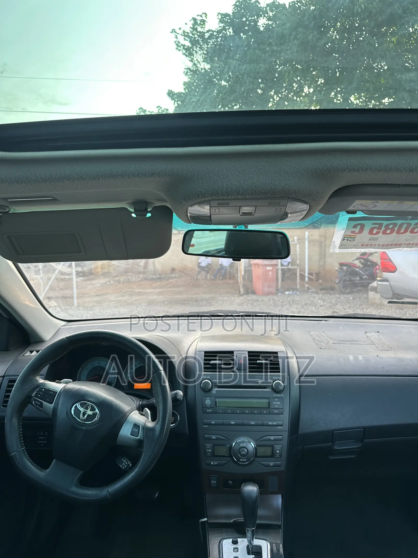 Toyota Corolla 2010 Silver