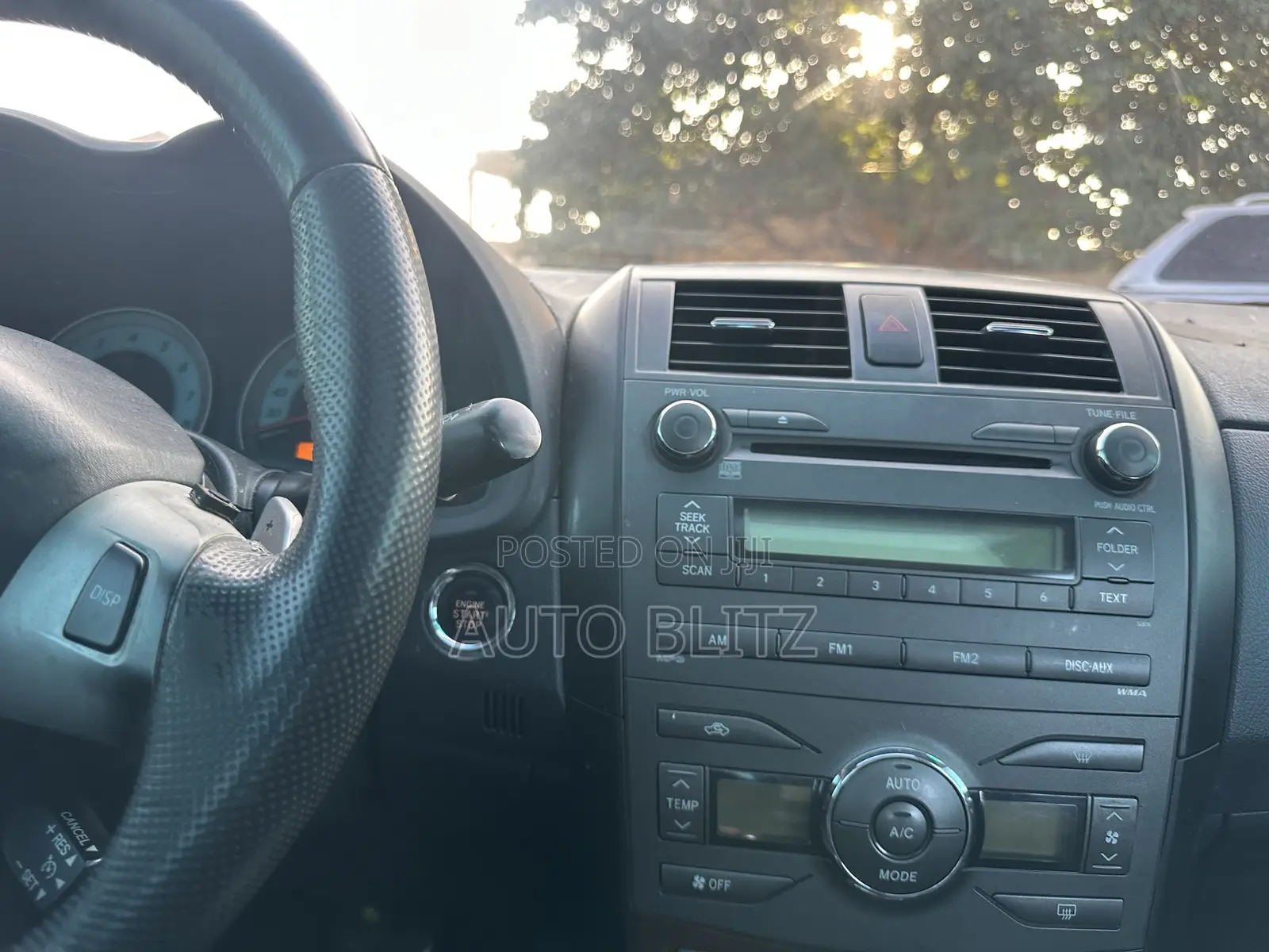 Toyota Corolla 2010 Silver