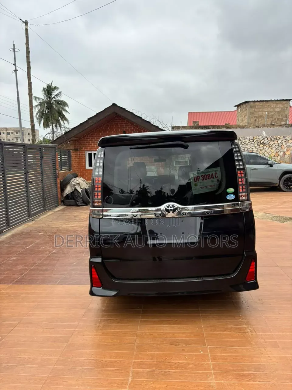 Toyota Voxy 2015 Black