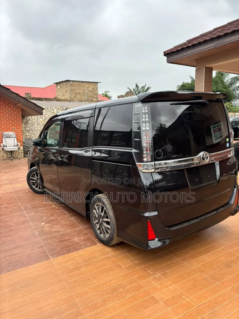 Toyota Voxy 2015 Black