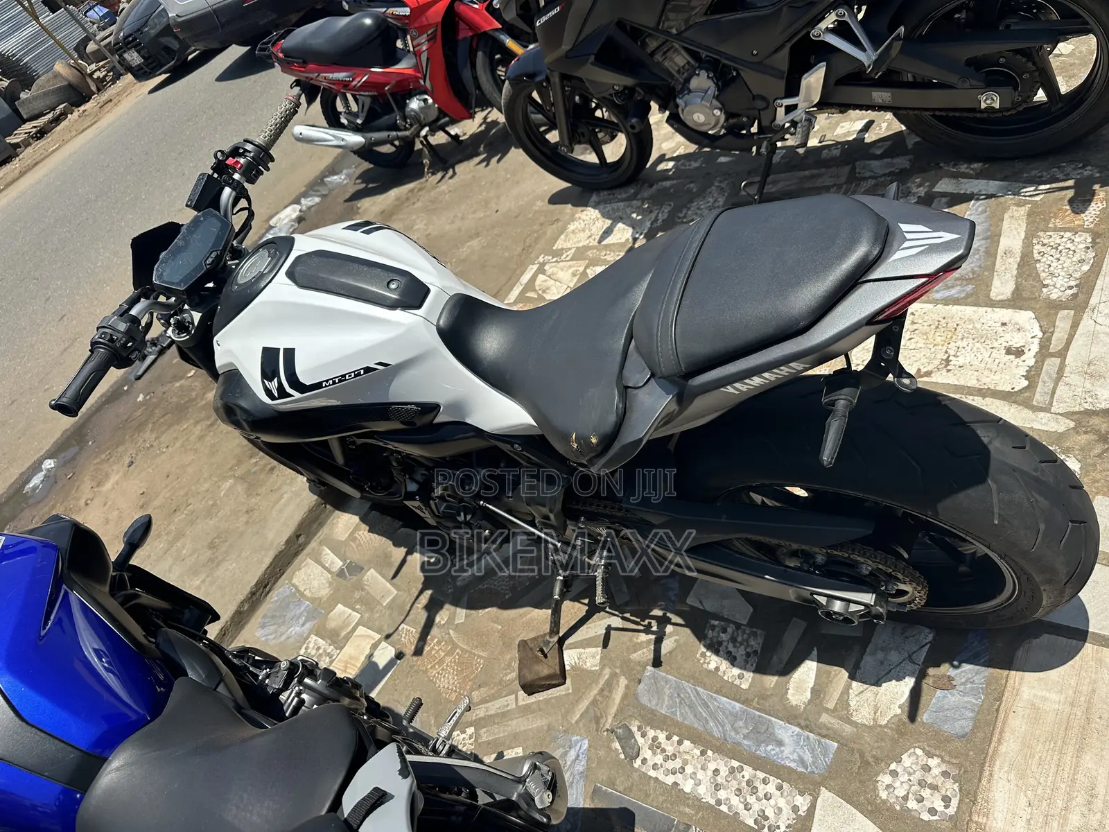 Yamaha 2020 Black