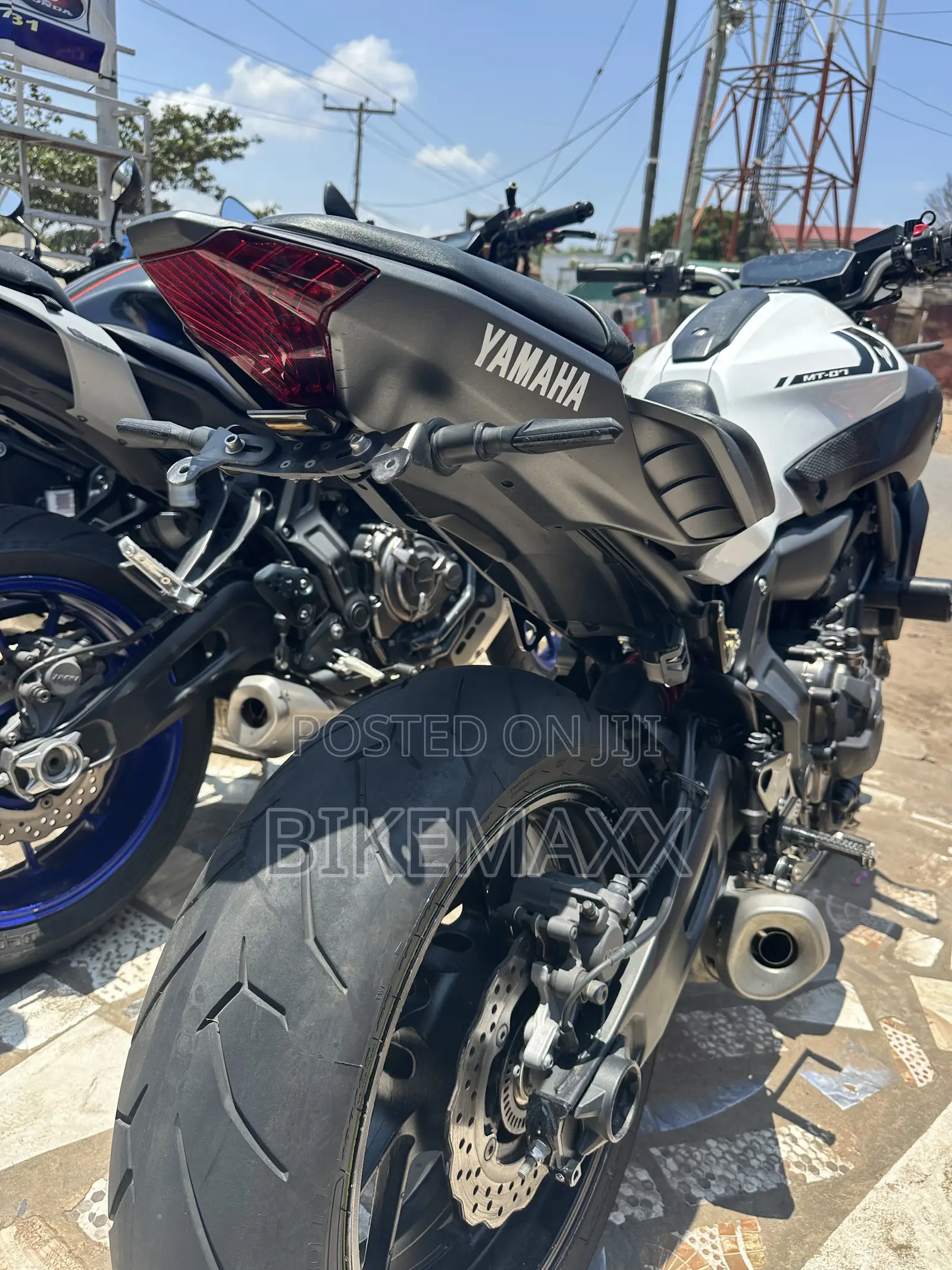 Yamaha 2020 Black