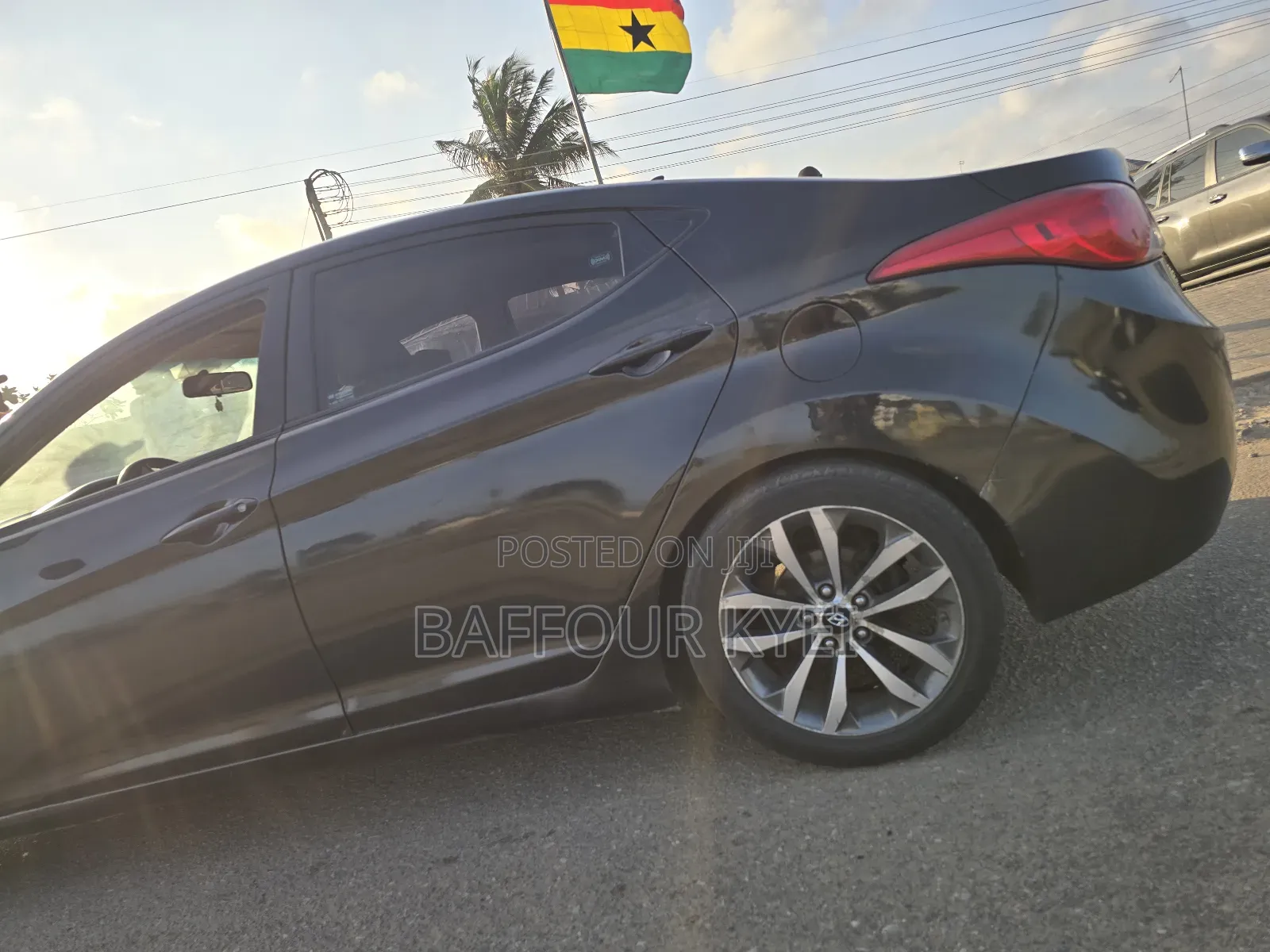 Hyundai Elantra Limited Sedan FWD (1.8L 4cyl 6A) 2013 Black