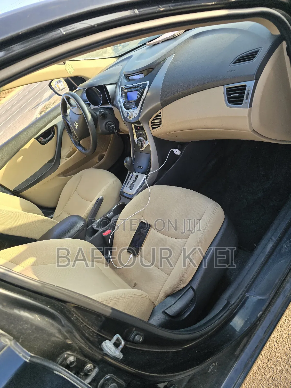 Hyundai Elantra Limited Sedan FWD (1.8L 4cyl 6A) 2013 Black