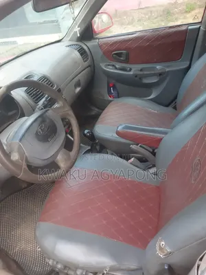 Hyundai Accent 2005 Red