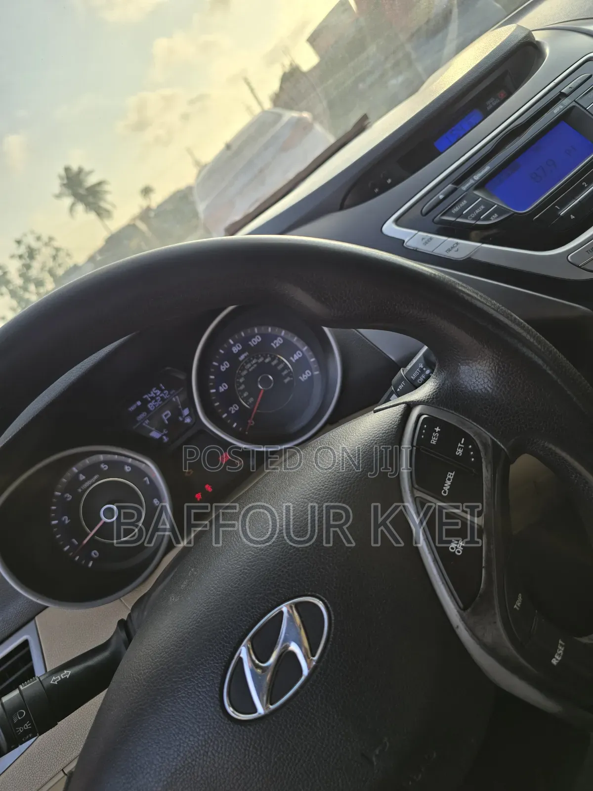 Hyundai Elantra Limited Sedan FWD (1.8L 4cyl 6A) 2013 Black