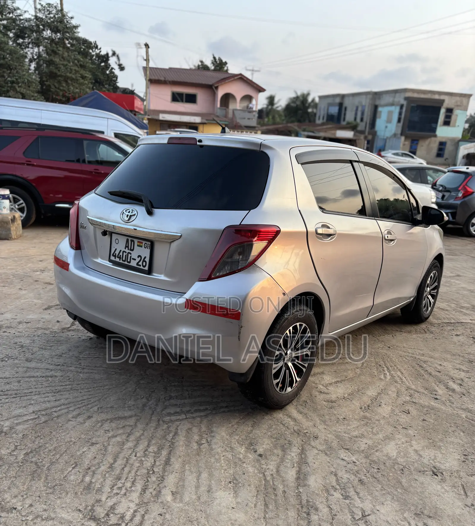 Toyota Vitz 1.3 AWD 3dr 2013 Silver