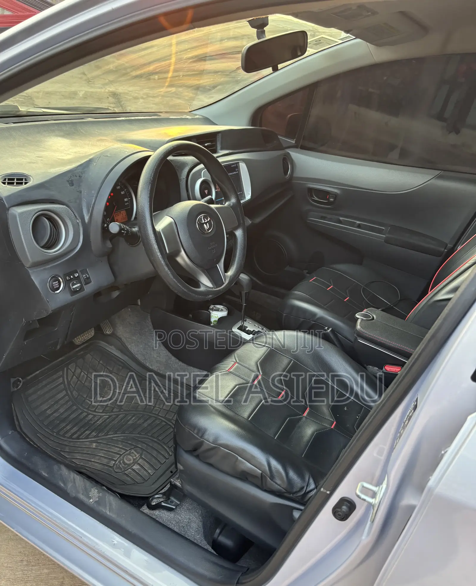 Toyota Vitz 1.3 AWD 3dr 2013 Silver