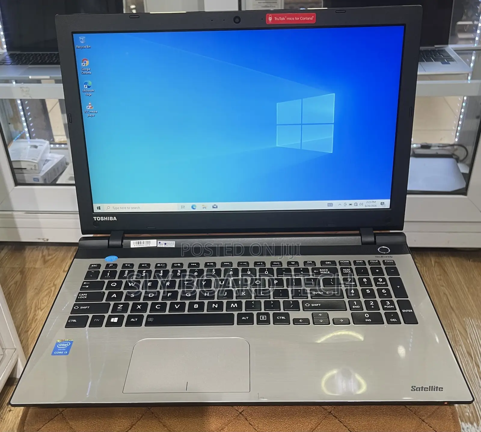 Laptop Toshiba Satellite L550 8GB Intel Core i5 HDD 500GB