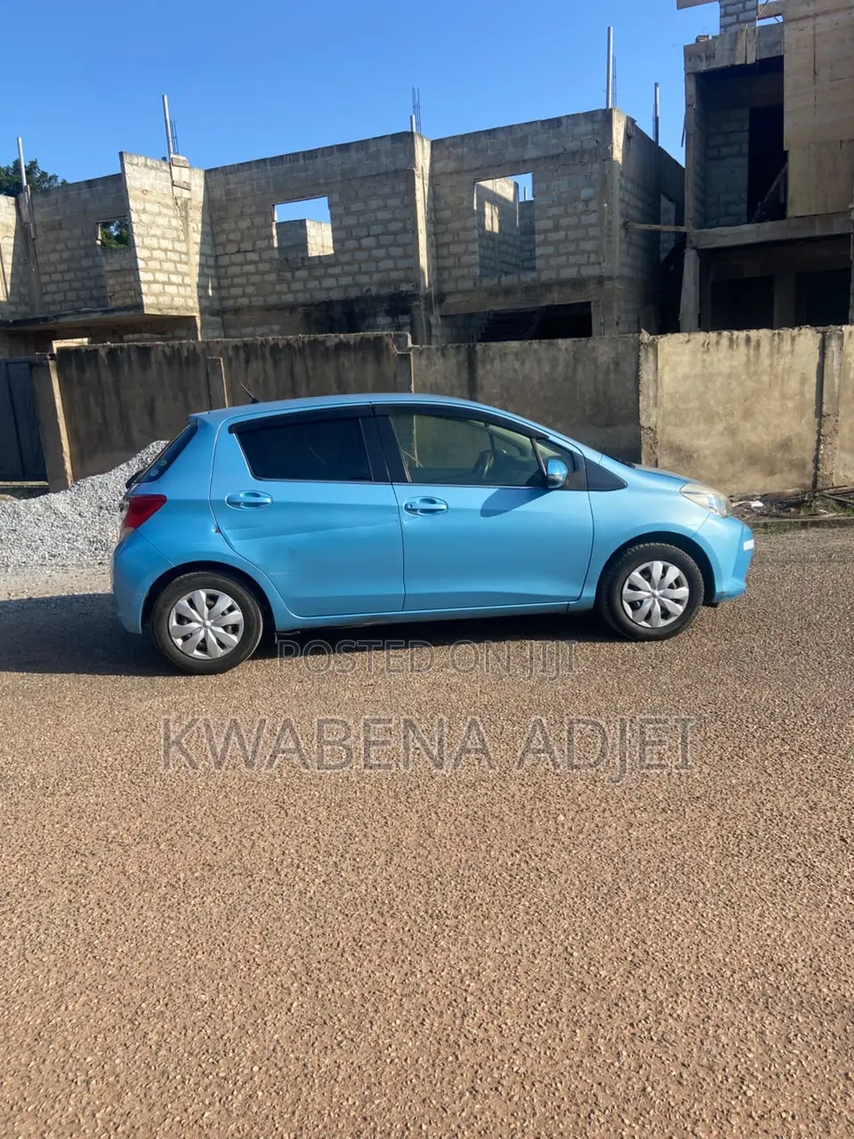 Toyota Vitz 2015 Blue