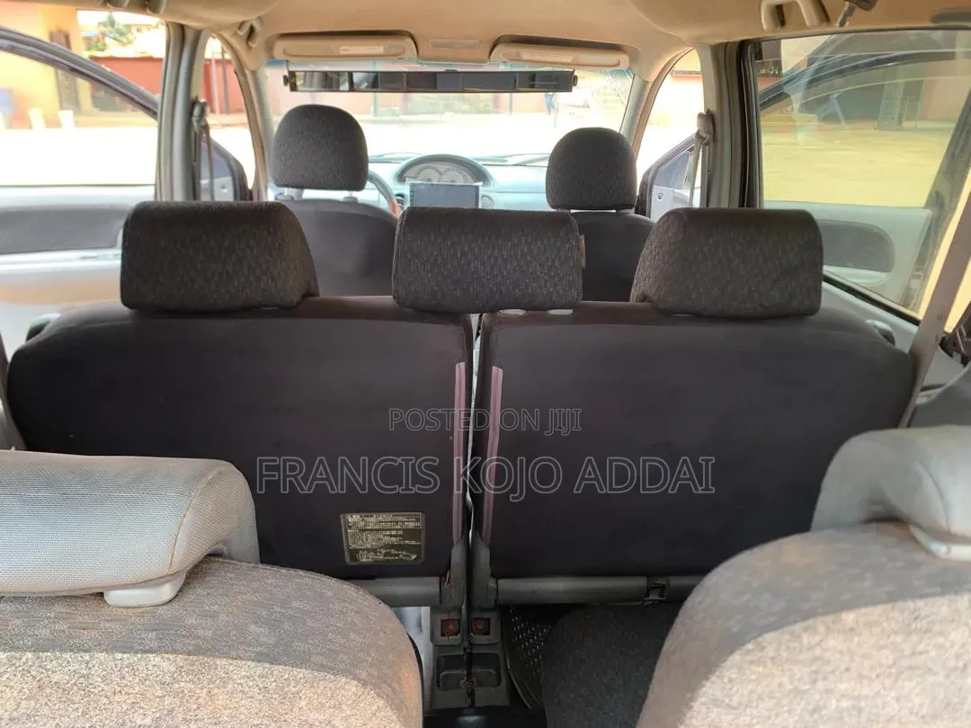 Toyota Sienta 2013 Black