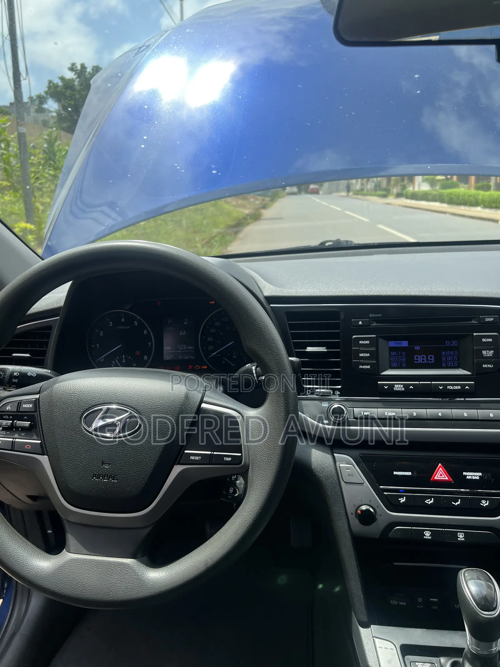 Hyundai Elantra 2017 Blue