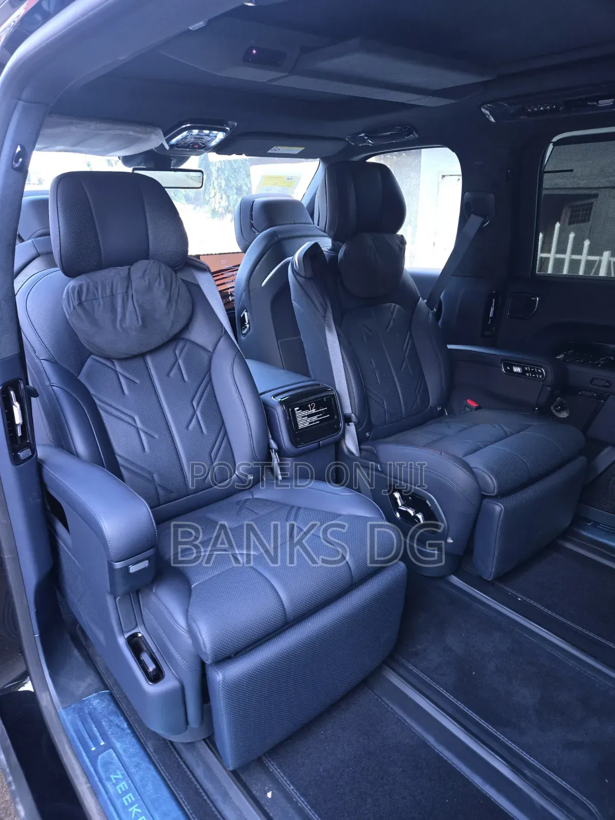 New Zeekr 9X 2025 Black