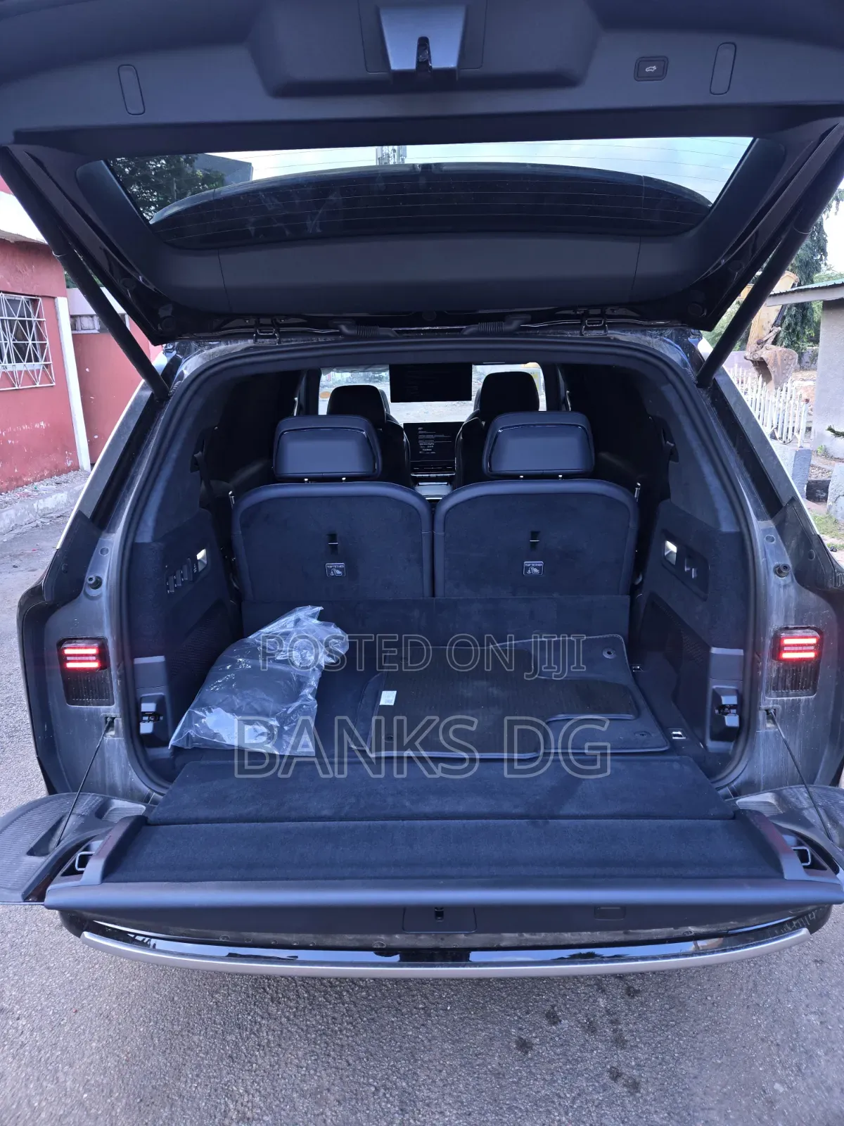 New Zeekr 9X 2025 Black