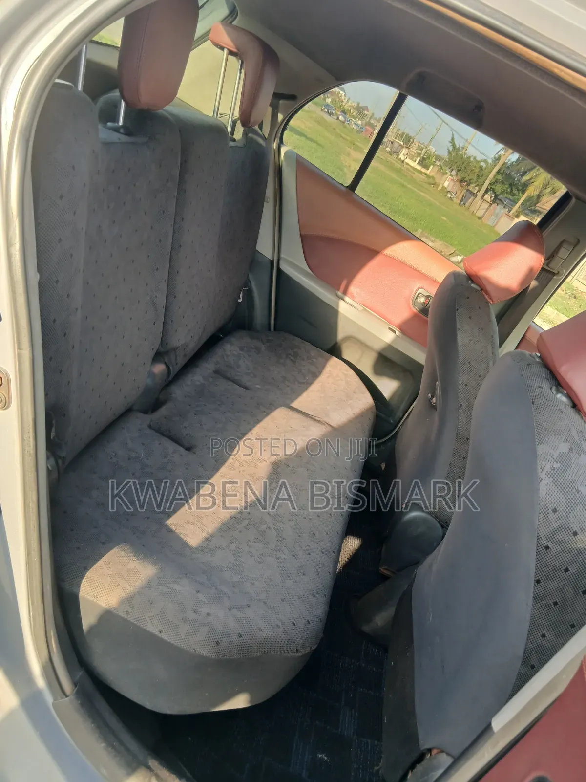 Toyota Vitz 2010 Gray