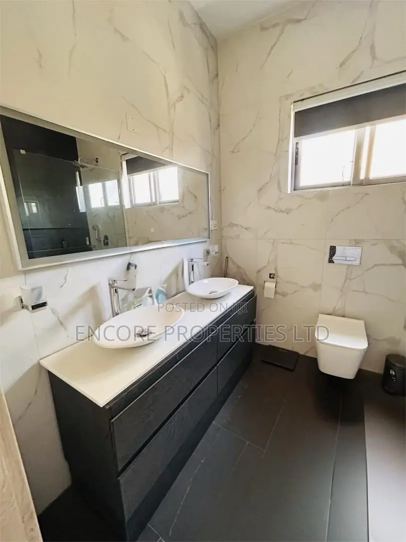 4bdrm House in Adjiriganor for sale