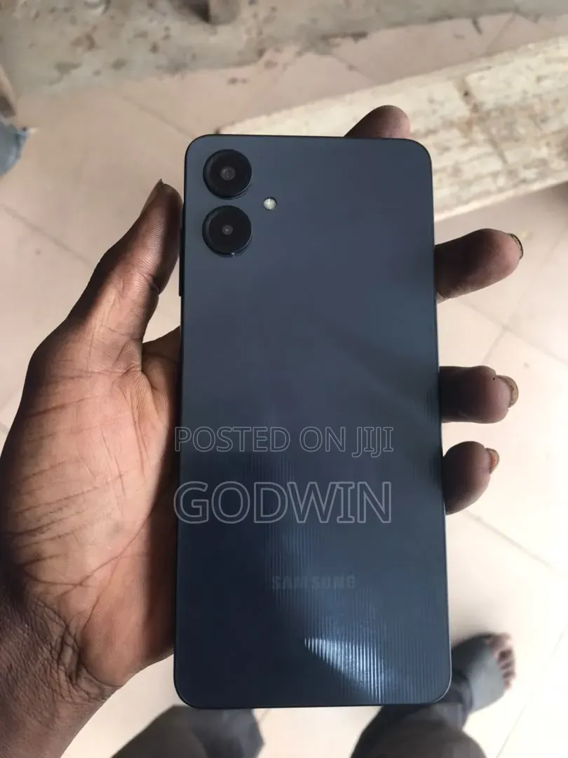 Samsung Galaxy A06 128 GB