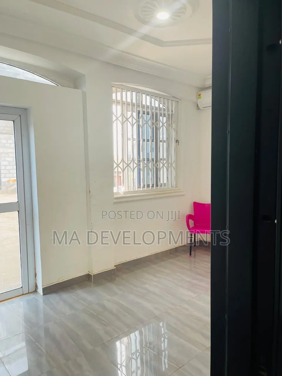 1bdrm Apartment in Madev Realty, Lapaz for rent
