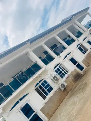 1bdrm Apartment in Madev Realty, Lapaz for rent