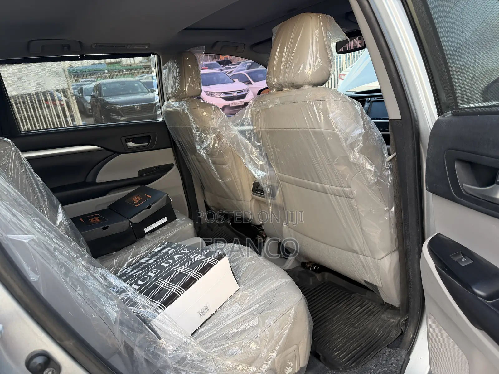 Toyota Highlander XLE 2019 Gray