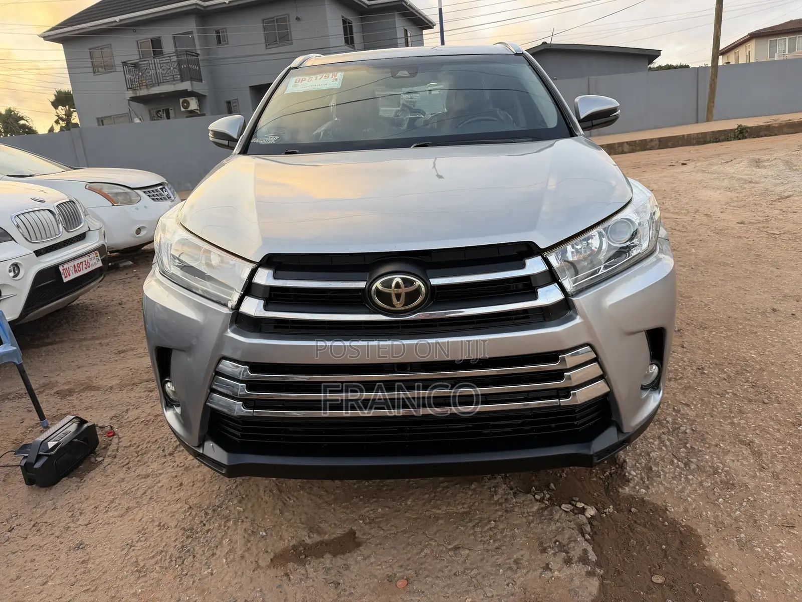Toyota Highlander XLE 2019 Gray