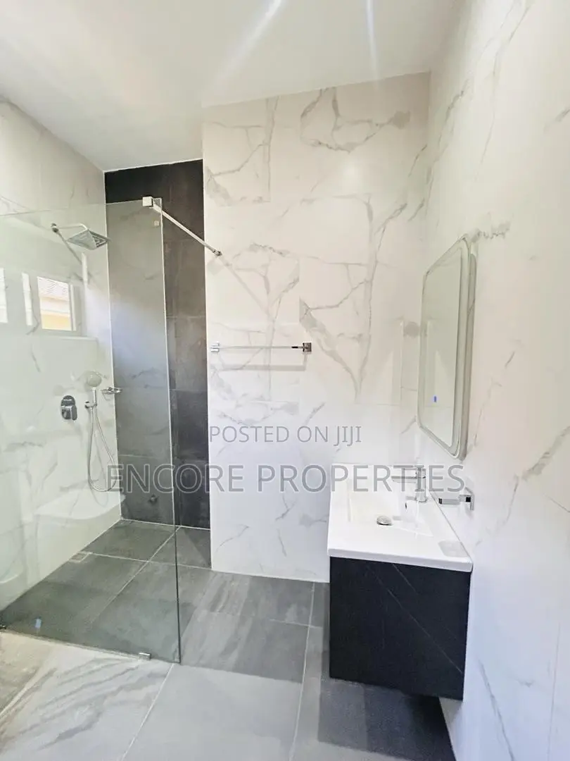 4bdrm House in Ajiriganor, East Legon for sale