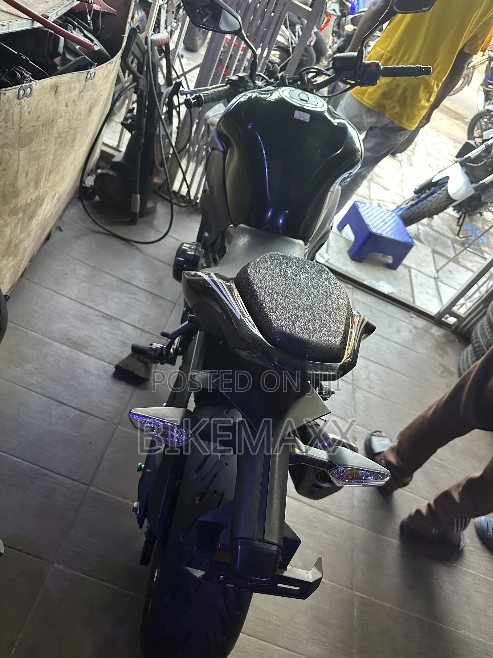Kawasaki Z900 2022 White