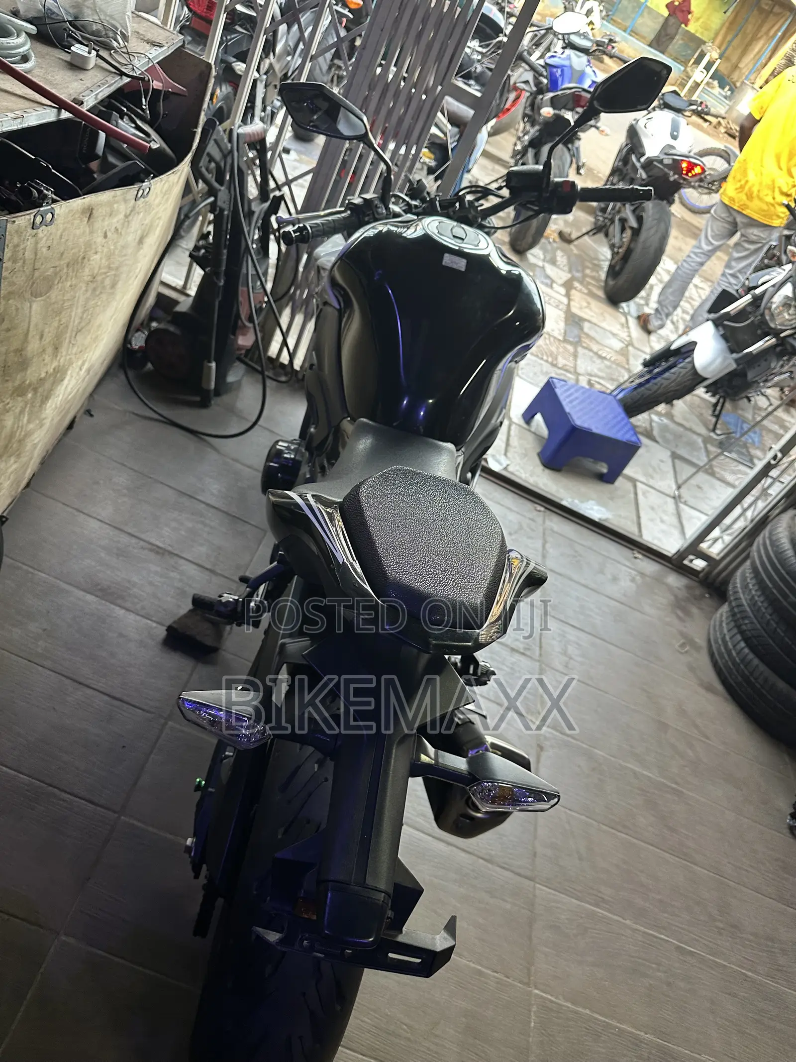 Kawasaki Z900 2022 White