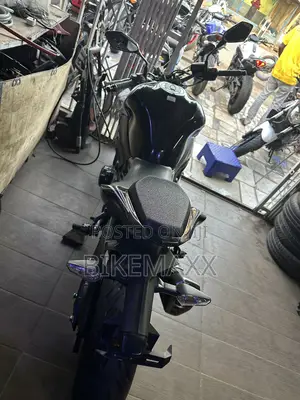 Kawasaki Z900 2022 White