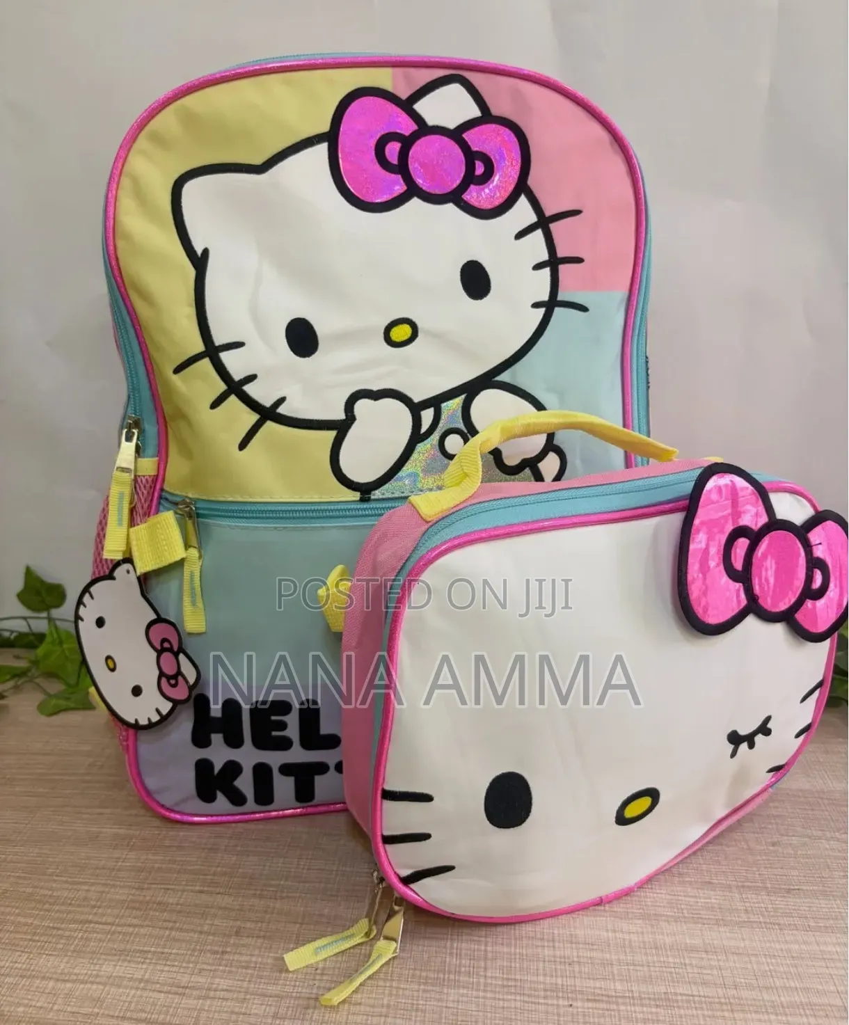 2-1- Stock School Bags
