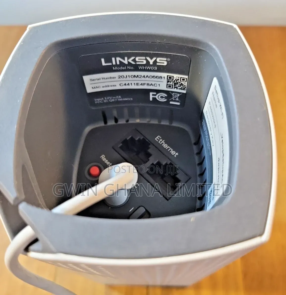 Linksys Velop WHW0303 Tri-Band Wifi Router. 2200mbs,30+ Users.6000sqft