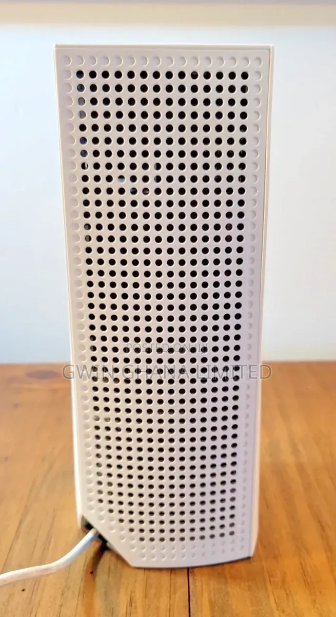 Linksys Velop WHW0303 Tri-Band Wifi Router. 2200mbs,30+ Users.6000sqft
