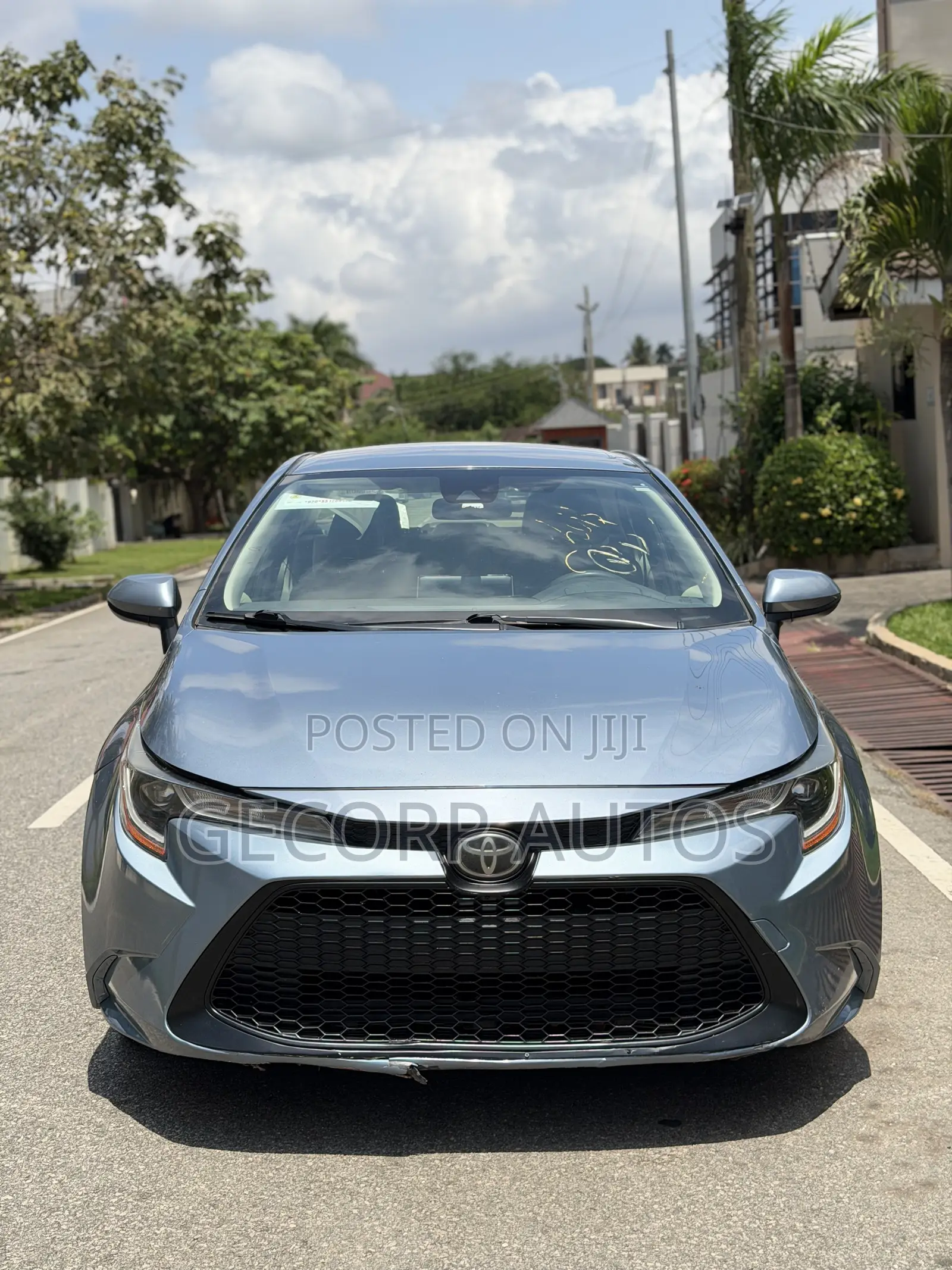 Toyota Corolla LE 2020 Blue