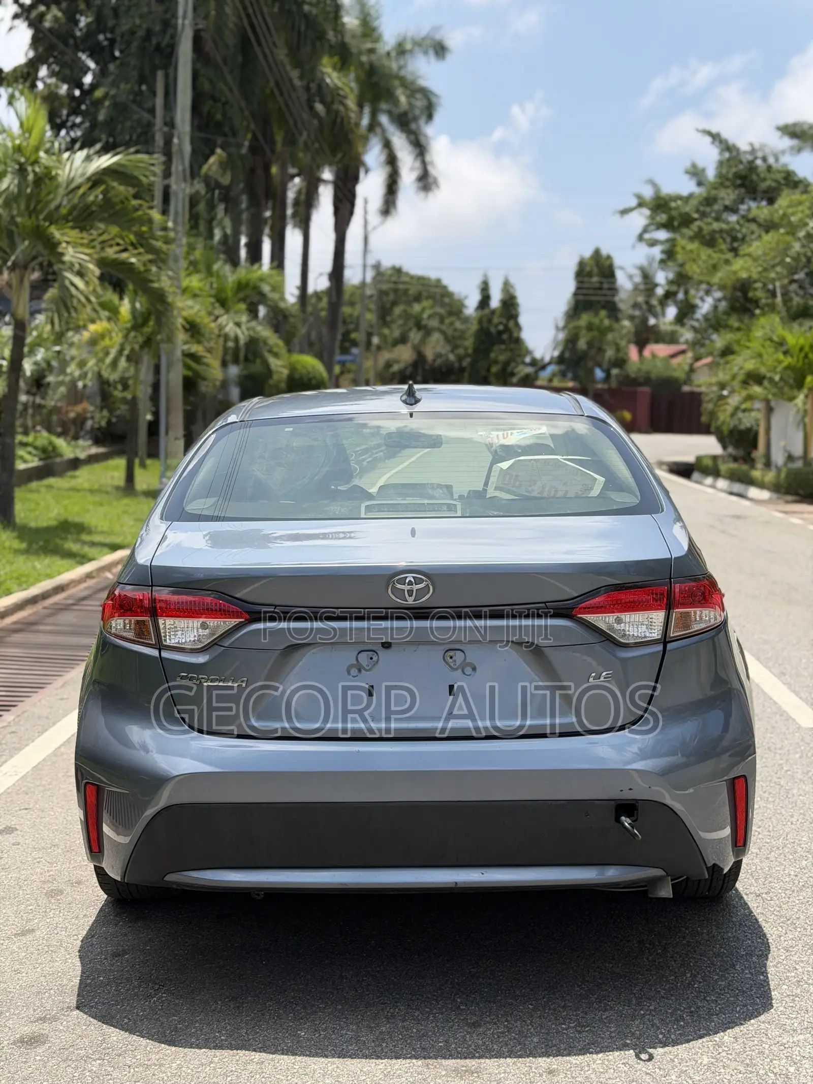 Toyota Corolla LE 2020 Blue