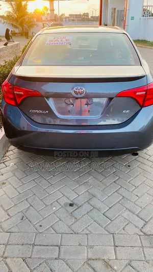 Toyota Corolla LE (1.8L 4cyl 2A) 2018 Gray