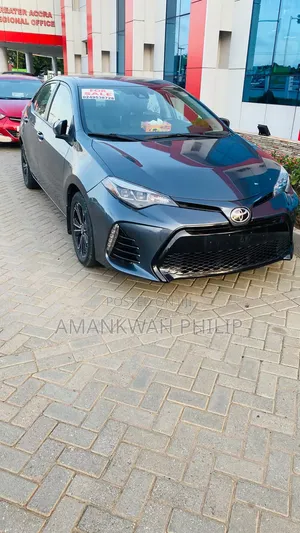 Toyota Corolla LE (1.8L 4cyl 2A) 2018 Gray