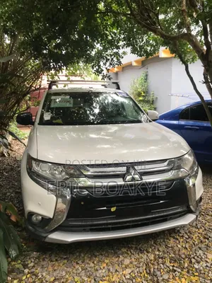 Mitsubishi Outlander SE AWC 2018 White