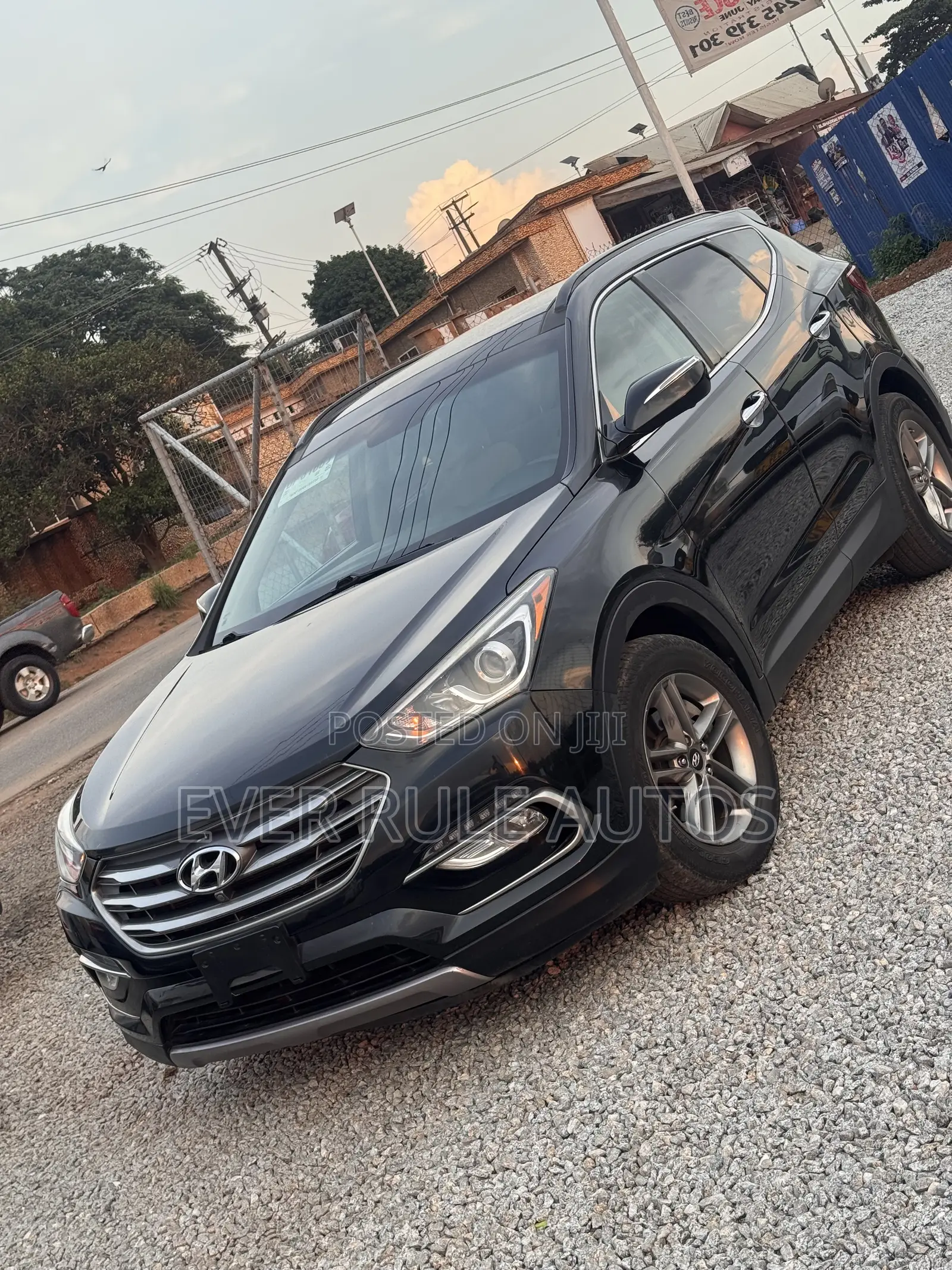 Hyundai Santa Fe SE Ultimate AWD 2017 Black