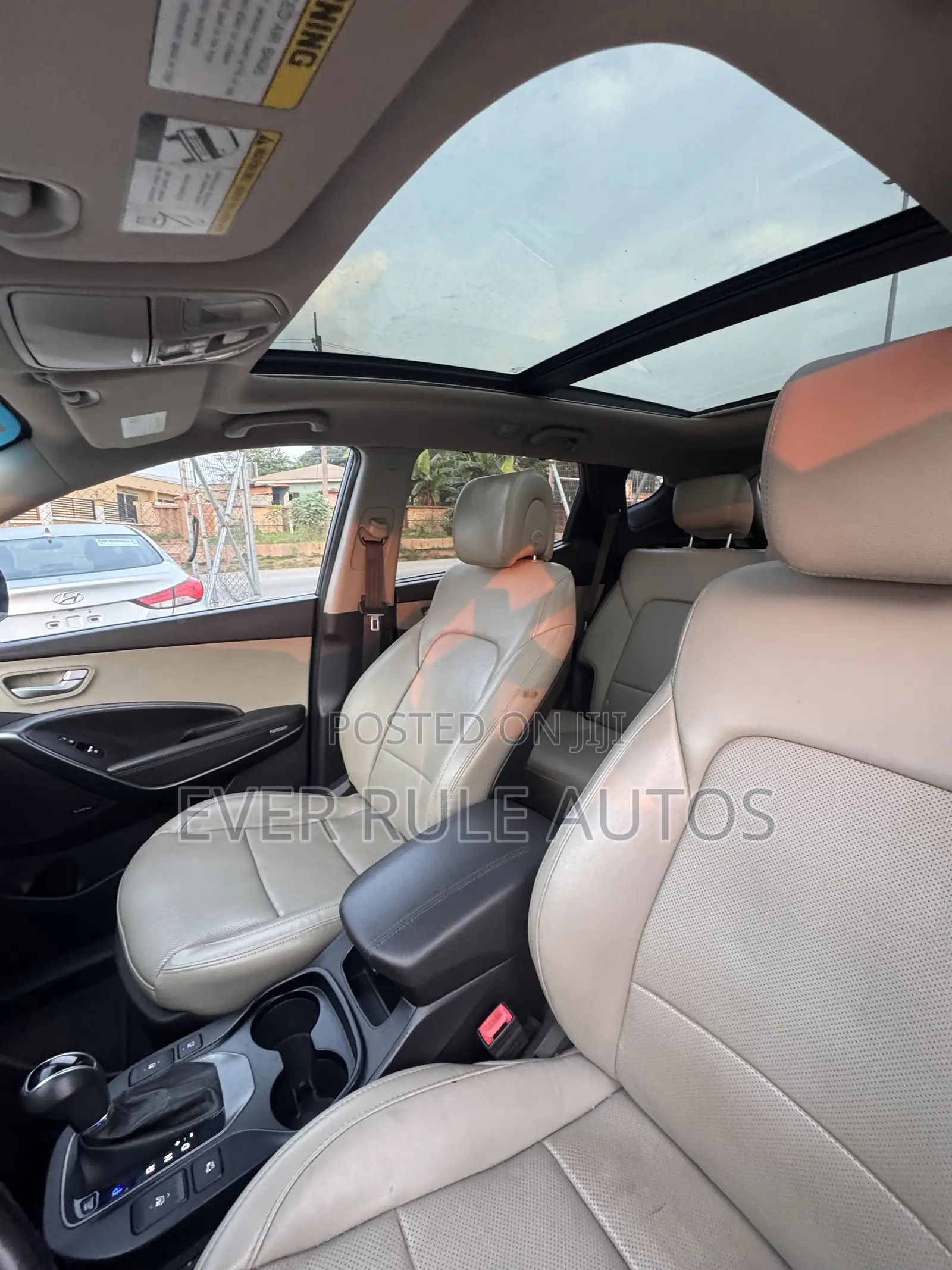 Hyundai Santa Fe SE Ultimate AWD 2017 Black